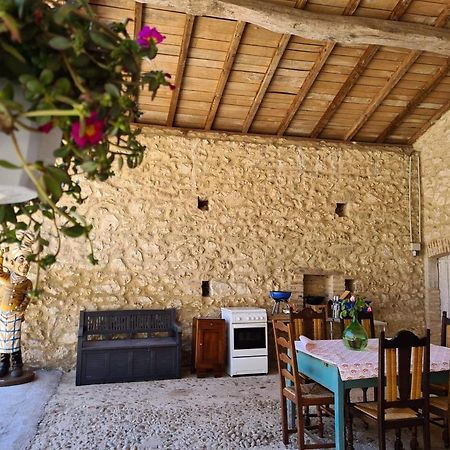 Bed and Breakfast Le Coq En Repos Saint-Sylvestre-sur-Lot Экстерьер фото