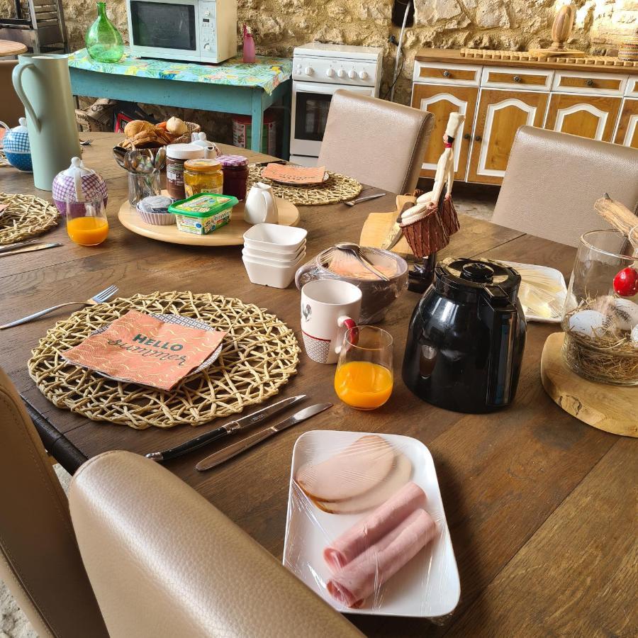 Bed and Breakfast Le Coq En Repos Saint-Sylvestre-sur-Lot Экстерьер фото