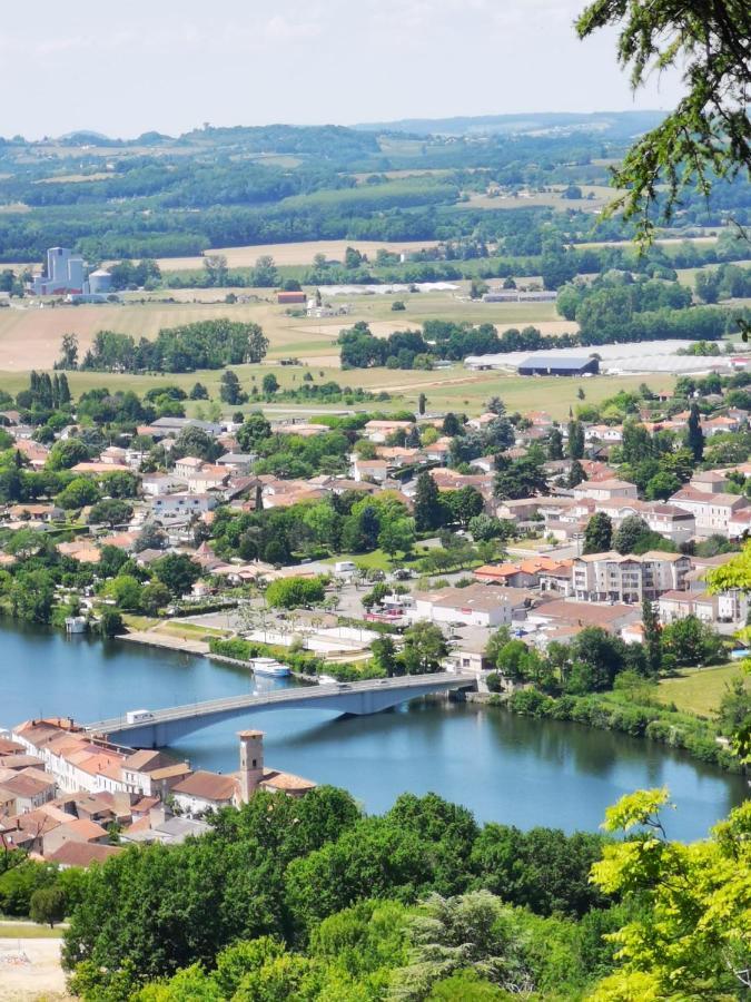 Bed and Breakfast Le Coq En Repos Saint-Sylvestre-sur-Lot Экстерьер фото